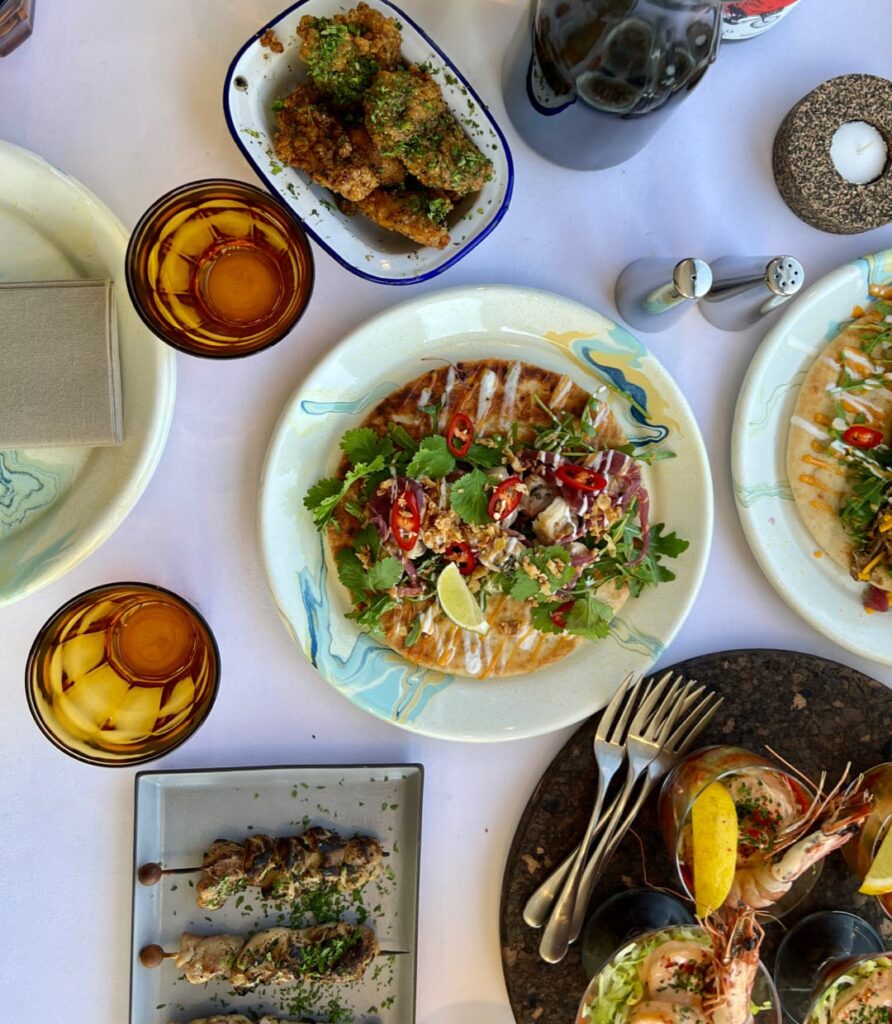 Feasting tables